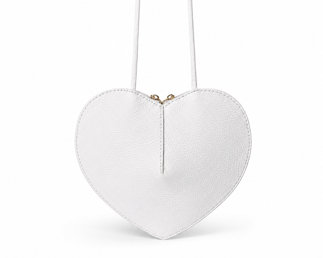 Малка дамска сърцевидна crossbody чанта „Amora“